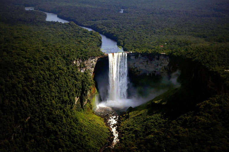 , Home 2, Impressive Suriname Travel N.V.